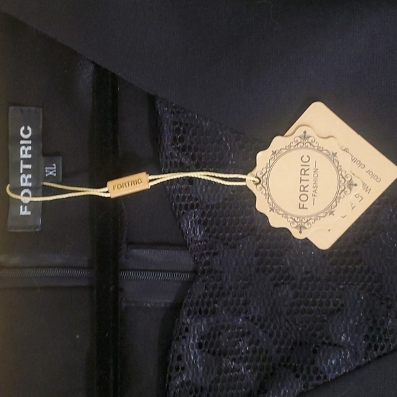 Fortric Black Dress - Picture 4 of 4